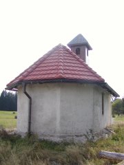 pohled zezadu zleva