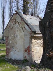 pohled zezadu zleva