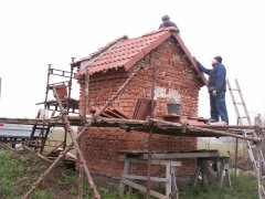 pohled zezadu zprava