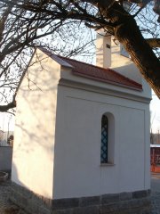 pohled zezadu zleva