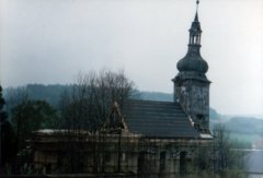 kostel v průběhu opravy
