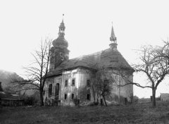 kostel před opravou