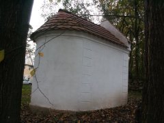 pohled zezadu zleva