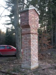 pohled zezadu zprava
