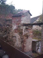 pohled zezadu zleva
