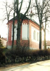 pohled zezadu zleva