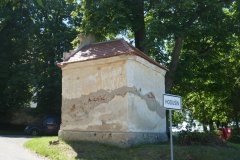 pohled zezadu zprava