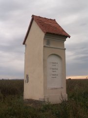 pohled zezadu zleva