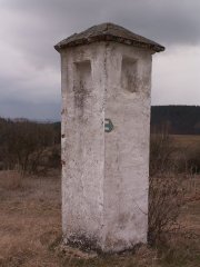 pohled zezadu zleva