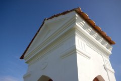 detail horní části kapličky