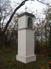 pohled zezadu zleva