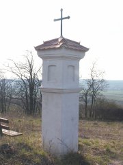 pohled zezadu zleva