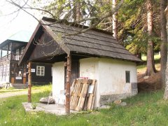pohled zepředu zprava