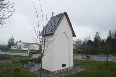 pohled zezadu zprava