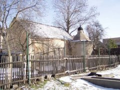 pohled zezadu zleva