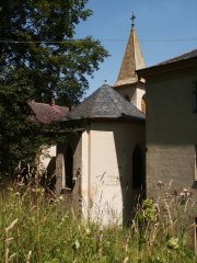 pohled zezadu zleva