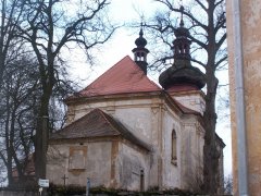 pohled zezadu zleva