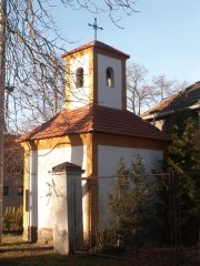 pohled zezadu zprava