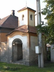 pohled zepředu zprava