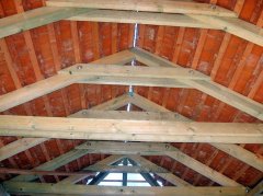 nový krov a střešní krytina