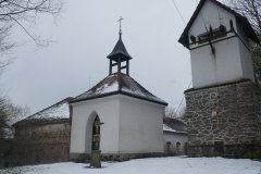 pohled zepředu zprava