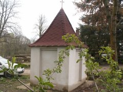 pohled zezadu zleva