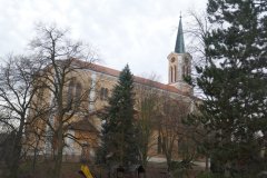 pohled zezadu zleva