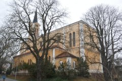 pohled zezadu zprava