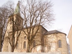 pohled zezadu zprava