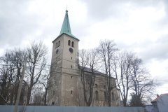 pohled zepředu zprava