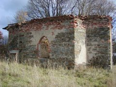 pohled zleva