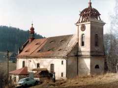 začátek opravy kostela