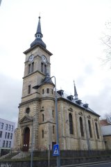 pohled zepředu zprava