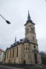 pohled zepředu zleva
