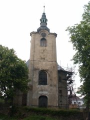 průčelí kostela