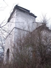 pohled zepředu zprava