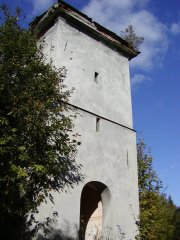 věž zepředu zleva