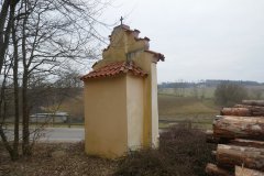 pohled zezadu zleva