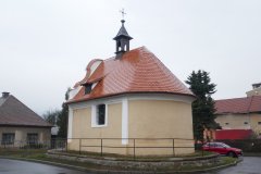 pohled zezadu zprava