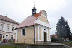 pohled zepředu zleva