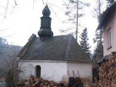 pohled zezadu zprava