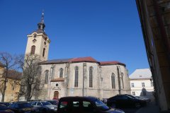 pohled zezadu zprava