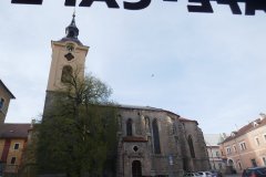 pohled zprava