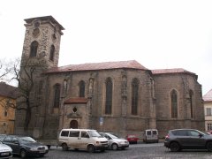 pohled zprava