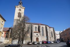 pohled zprava