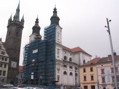 pohled zepředu zprava