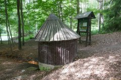 pohled zezadu zprava