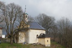 pohled zepředu zprava