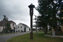 replika původní zvoničky - pohled zepředu zprava