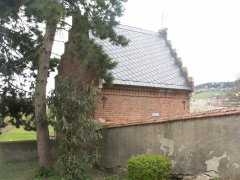pohled zezadu zleva